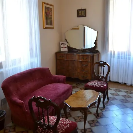 Time Out Guest house *
