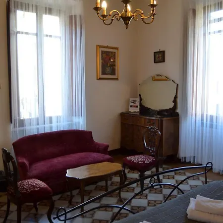 Time Out Guest house Pisa